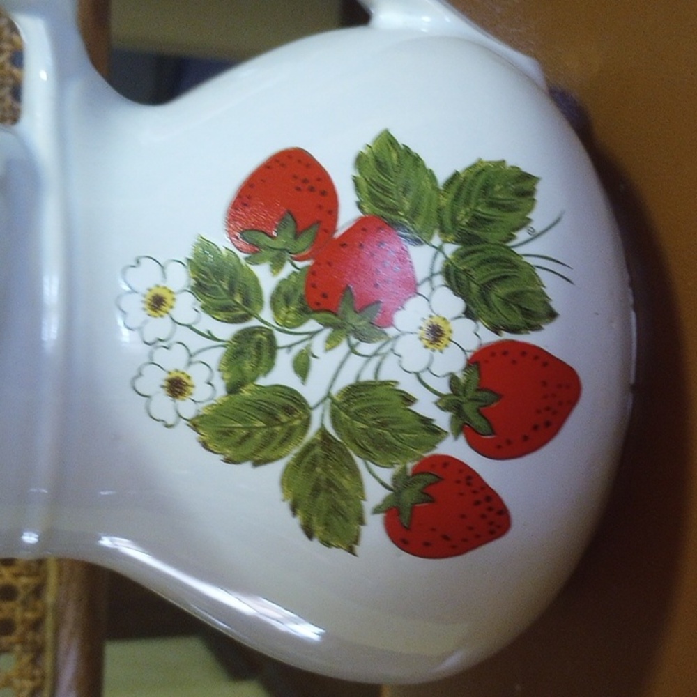 Vintage Ceramic Strawberry & Floral McCoy Pitcher.  White Red Green Yellow - Picture 2 of 8